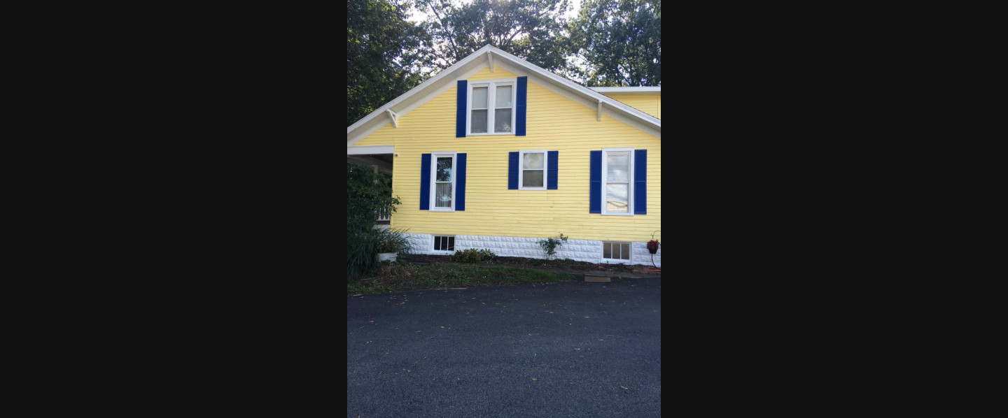 Exterior home painting by Devine Custom Painting in Evansville, IN