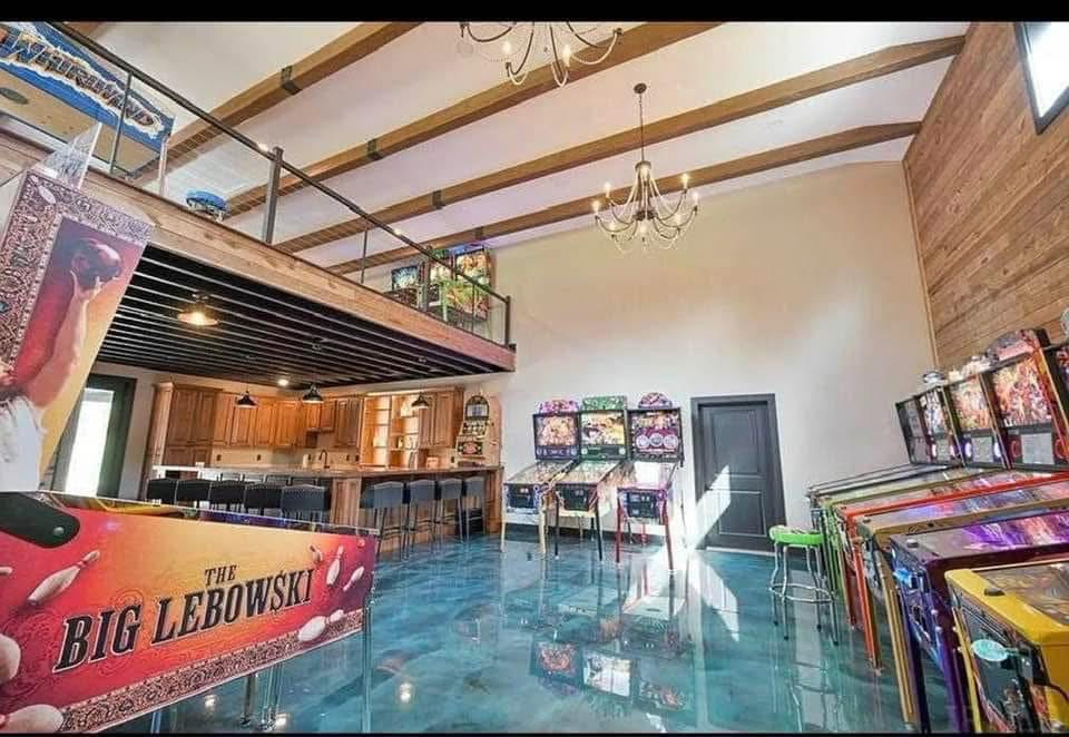 Epoxy floor coating by Devine Custom Painting in Evansville, IN